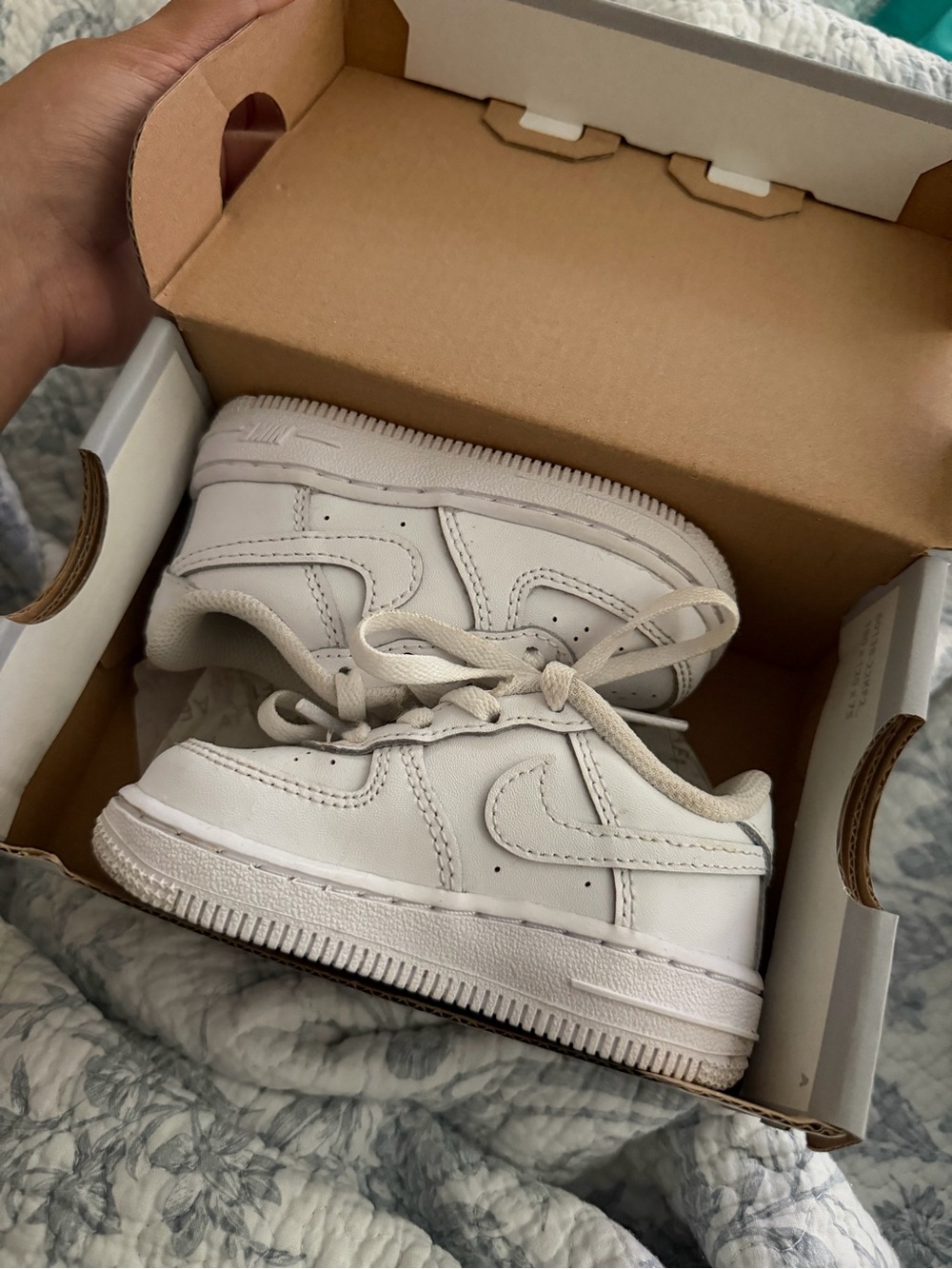 Force1 Kids' White Low-Top Sneakers